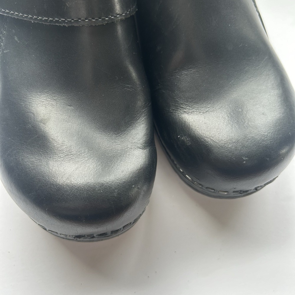 Sanita Professional Clogs Womens 41 Black Leather Studded Strap - Picture 8 of 10